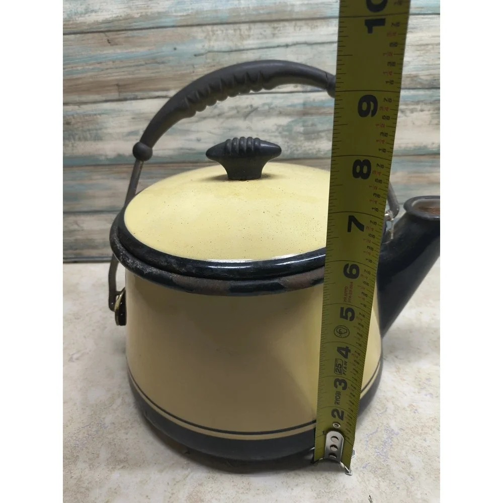 VINTAGE‎ IVORY WITH BLACK TRIM ENAMELWARE KOOK TEA POT